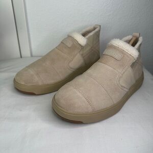 Stio Women's Tan Slip-On Shoes